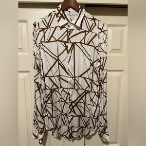 Clean and looks new.